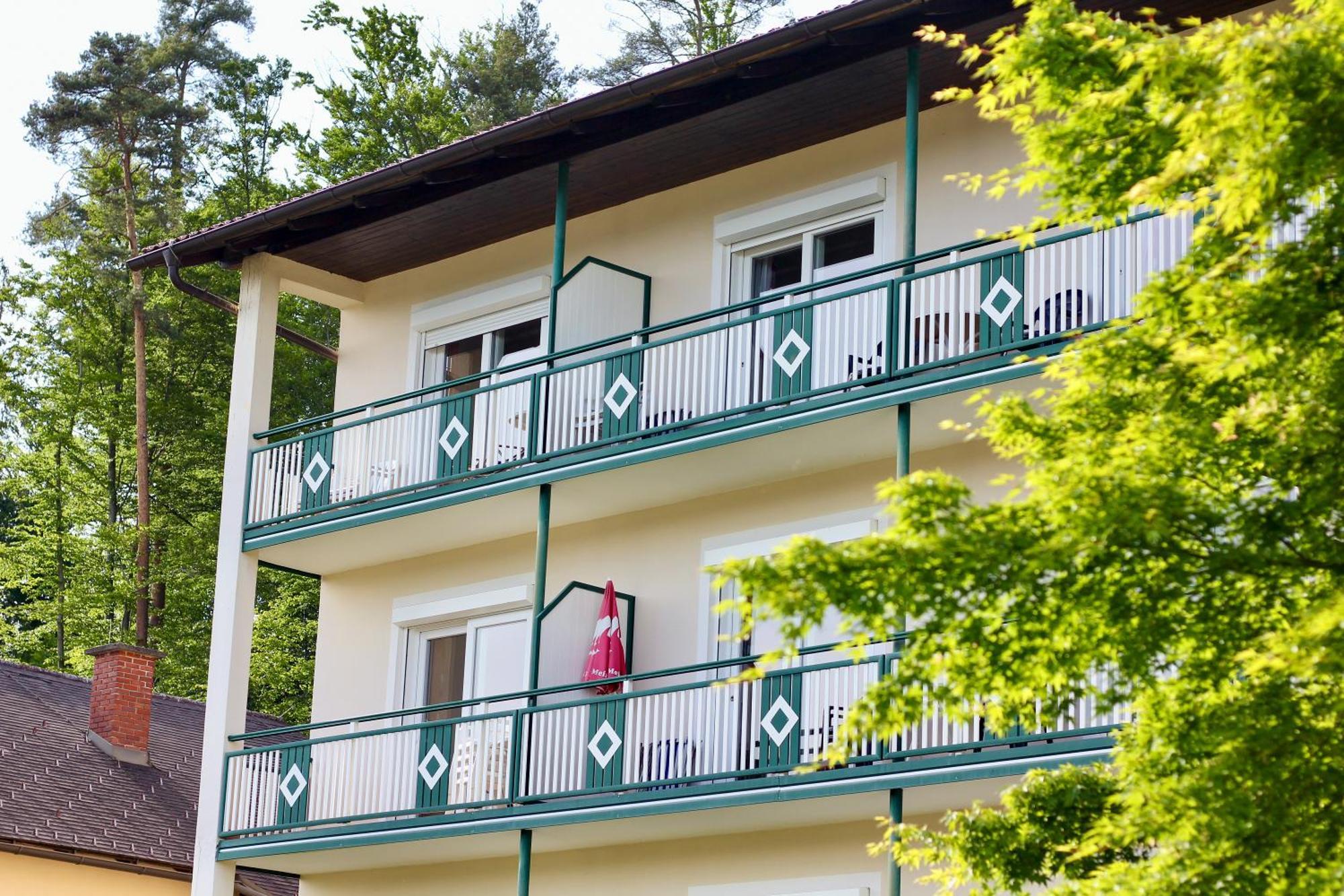 Self-Check In Apartmenthotel Seeglueck Pörtschach am Wörthersee Exterior foto