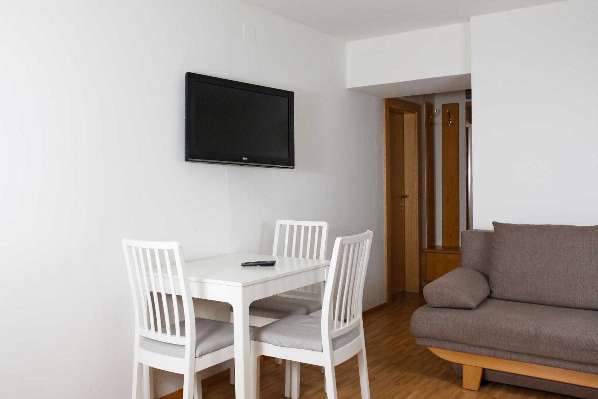 Self-Check In Apartmenthotel Seeglueck Pörtschach am Wörthersee Exterior foto